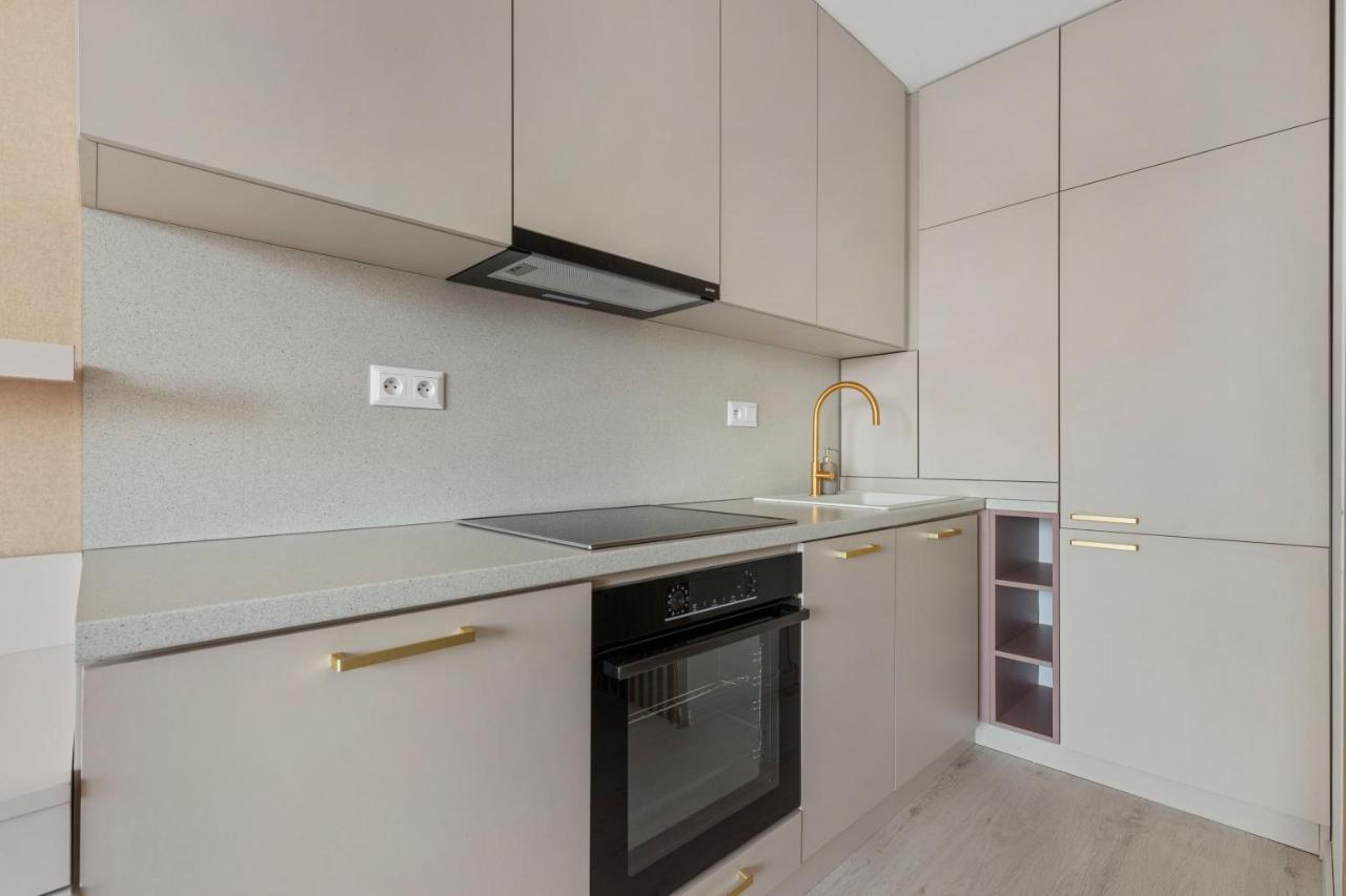 Apartmán Lam Rose - Ac - Terrace Bratislava Exteriér fotografie